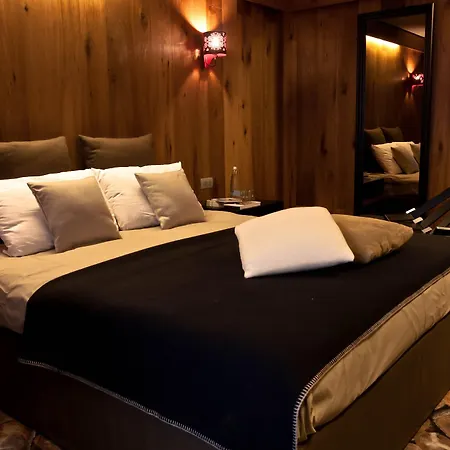 Alexander Charme 4*