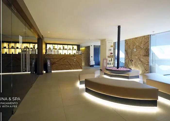 Hotel Alexander Charme
