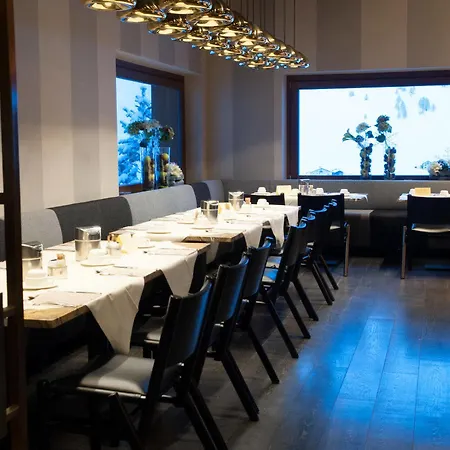 Hotel Alexander Charme