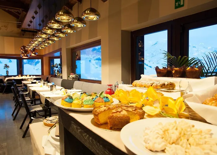 Alexander Charme Hotel